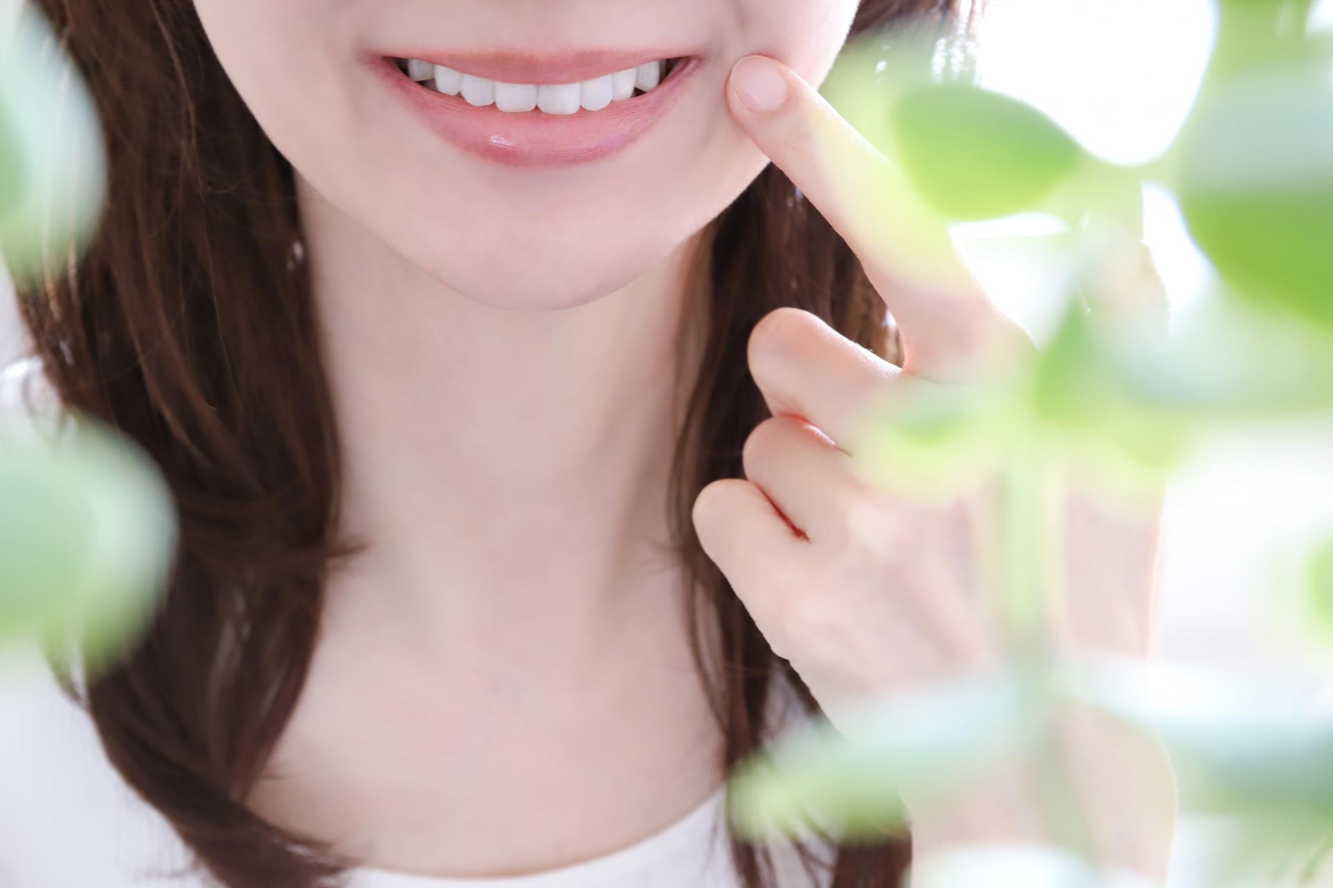 出っ歯矯正で「可愛くなる�」と言われる5つの理由！治療で後悔しないポイントも解説
